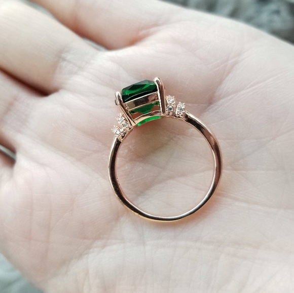 🔥LAST 1🔥NEW ROSE GOLD PLATED EMERALD RING - Picture 9 of 15